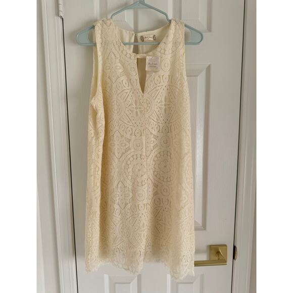 Altar'd State Dresses & Skirts - NWT Altar'd State Sleeveless Cream Lace Dress Keyhole Neckline Women's Medium